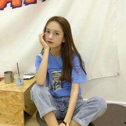 蓝色吊带网红款图片,夏日时尚新宠，吸睛必备单品