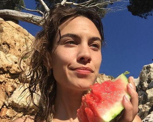 娱乐吃瓜酱英国文学